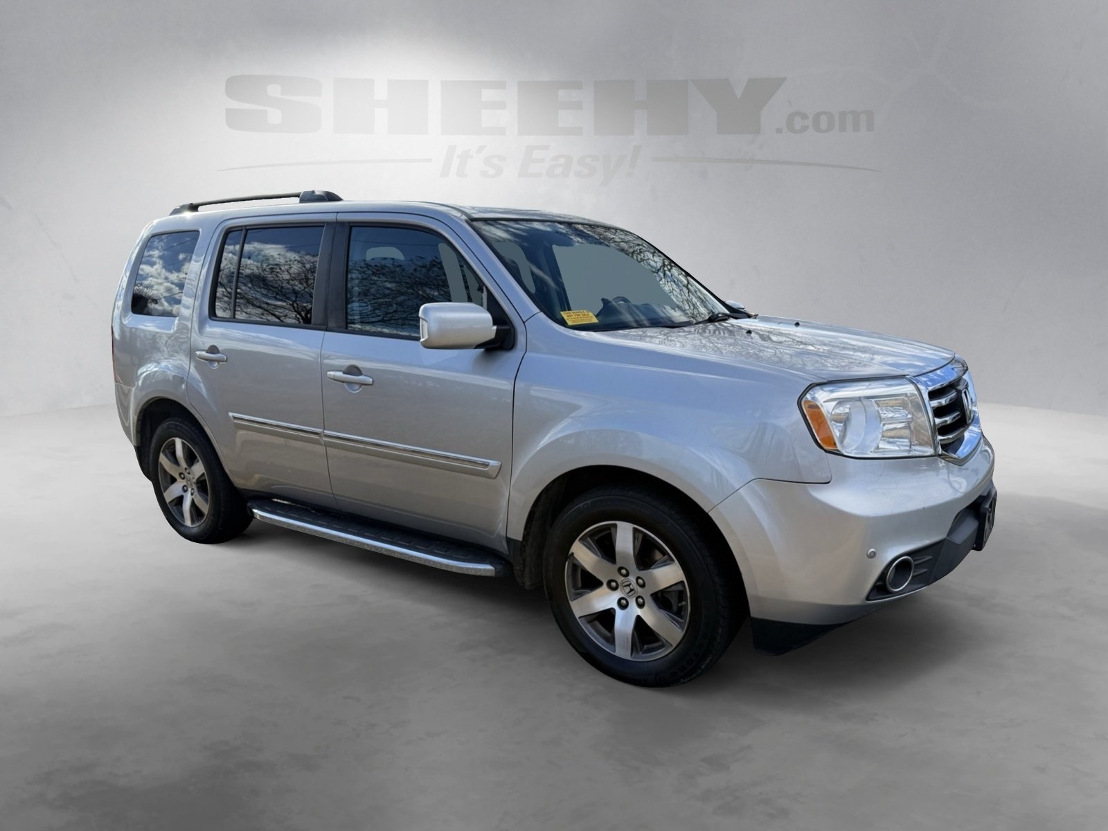 2014 Honda Pilot Touring photo 2