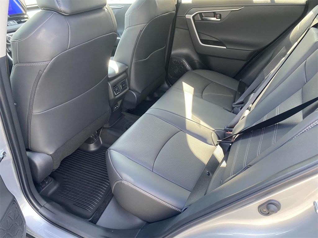 2025 Toyota RAV4 Limited photo 6