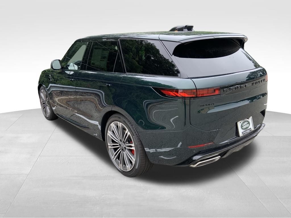 2025 Land Rover Range Rover Sport SE photo 6