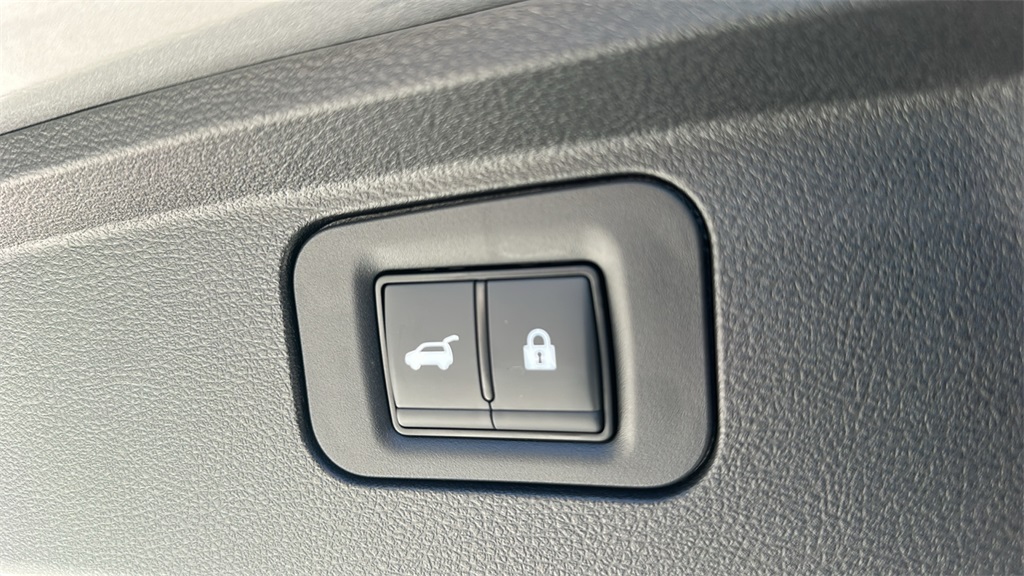 2026 Nissan Armada photo 28