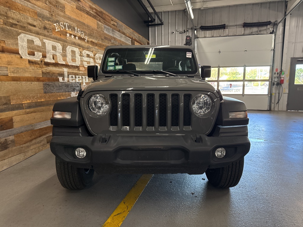 2023 Jeep Wrangler Sport photo 3