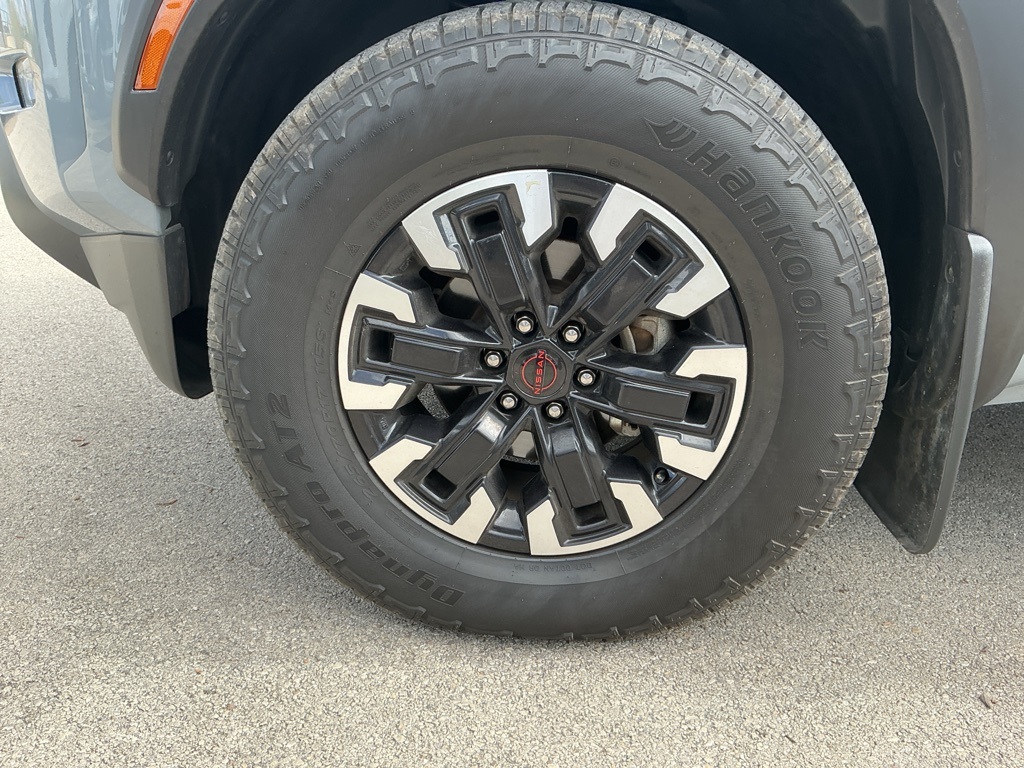 2024 Nissan Frontier PRO-X photo 4