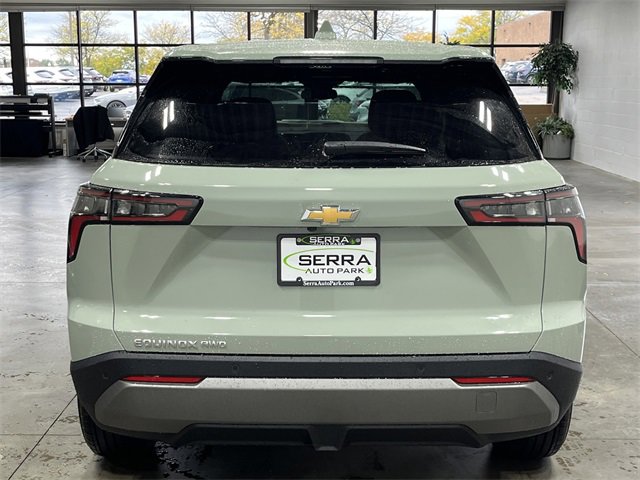 2026 Chevrolet Equinox LT photo 4