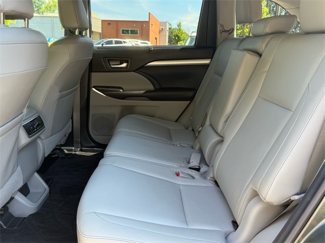 2018 Toyota Highlander XLE photo 23
