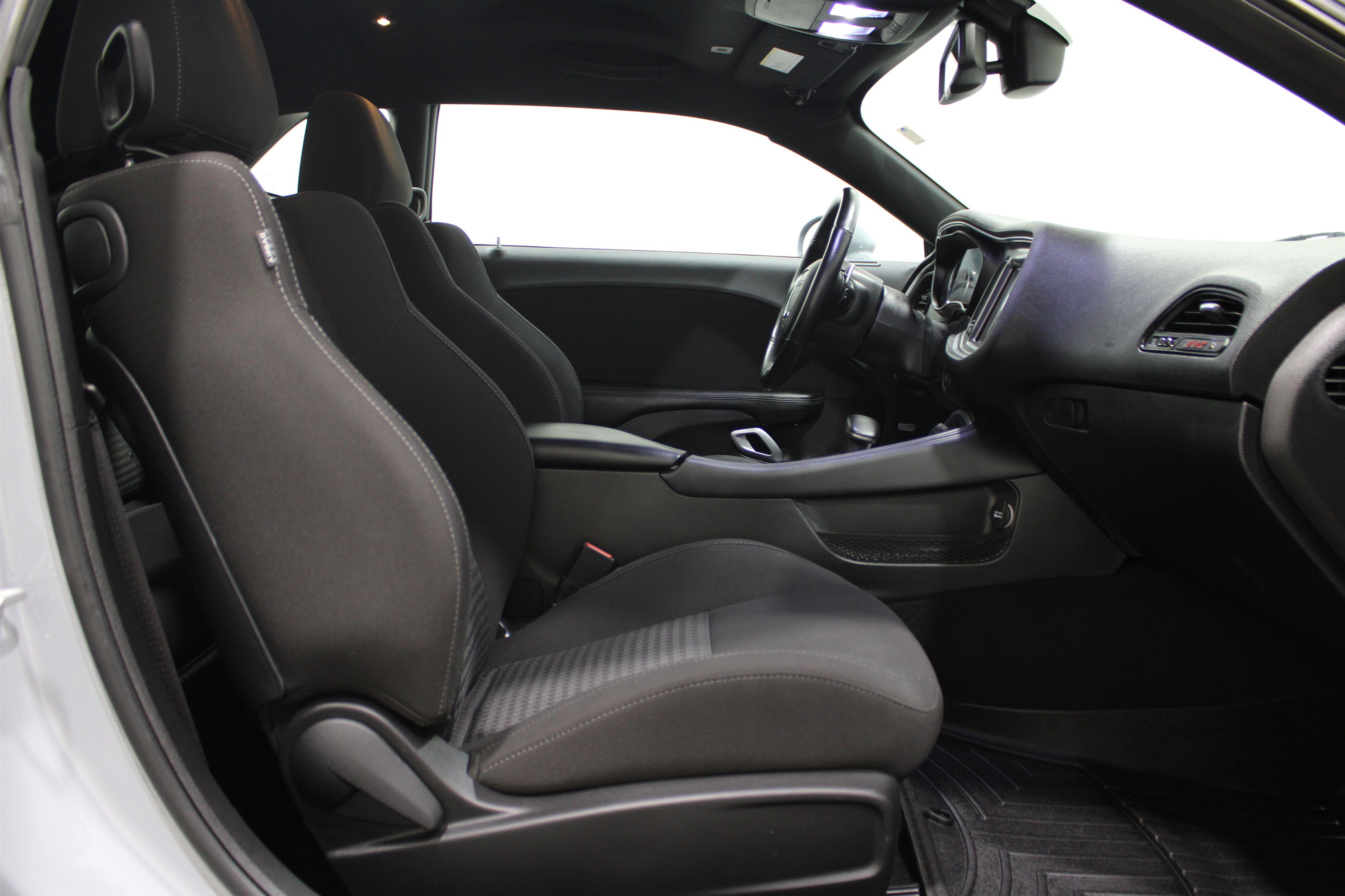 2021 Dodge Challenger R/T Scat Pack photo 9