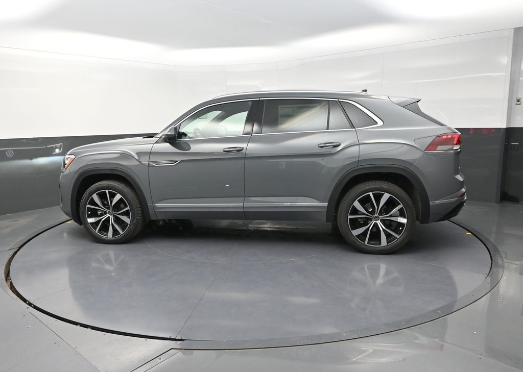 2025 Volkswagen Atlas Cross Sport SEL Premium R-Line photo 3