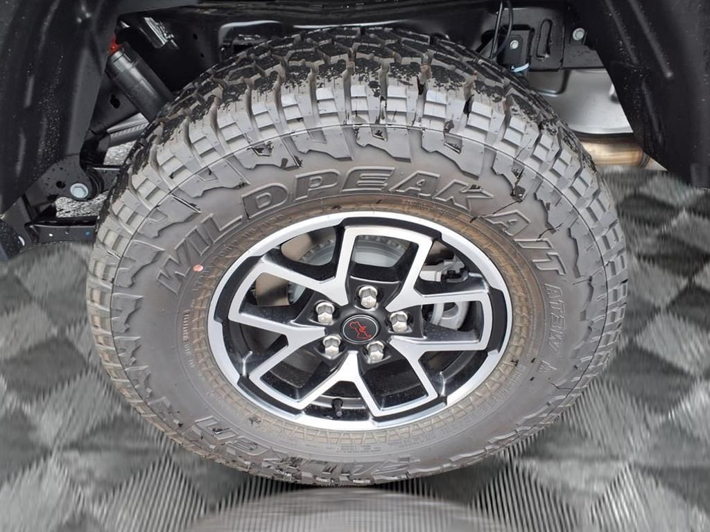 2025 Jeep Gladiator Rubicon photo 16