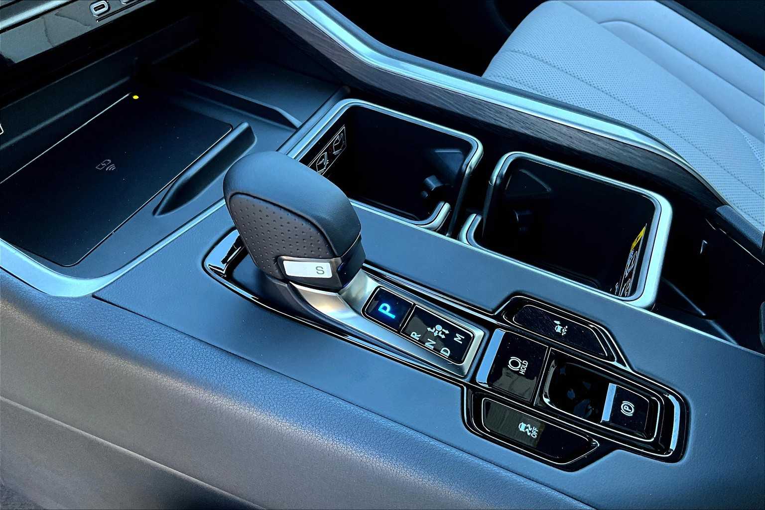 2026 Lexus TX 500h F SPORT Performance Premium photo 7