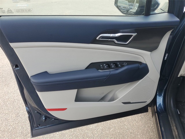2025 Kia Sportage Hybrid EX photo 4
