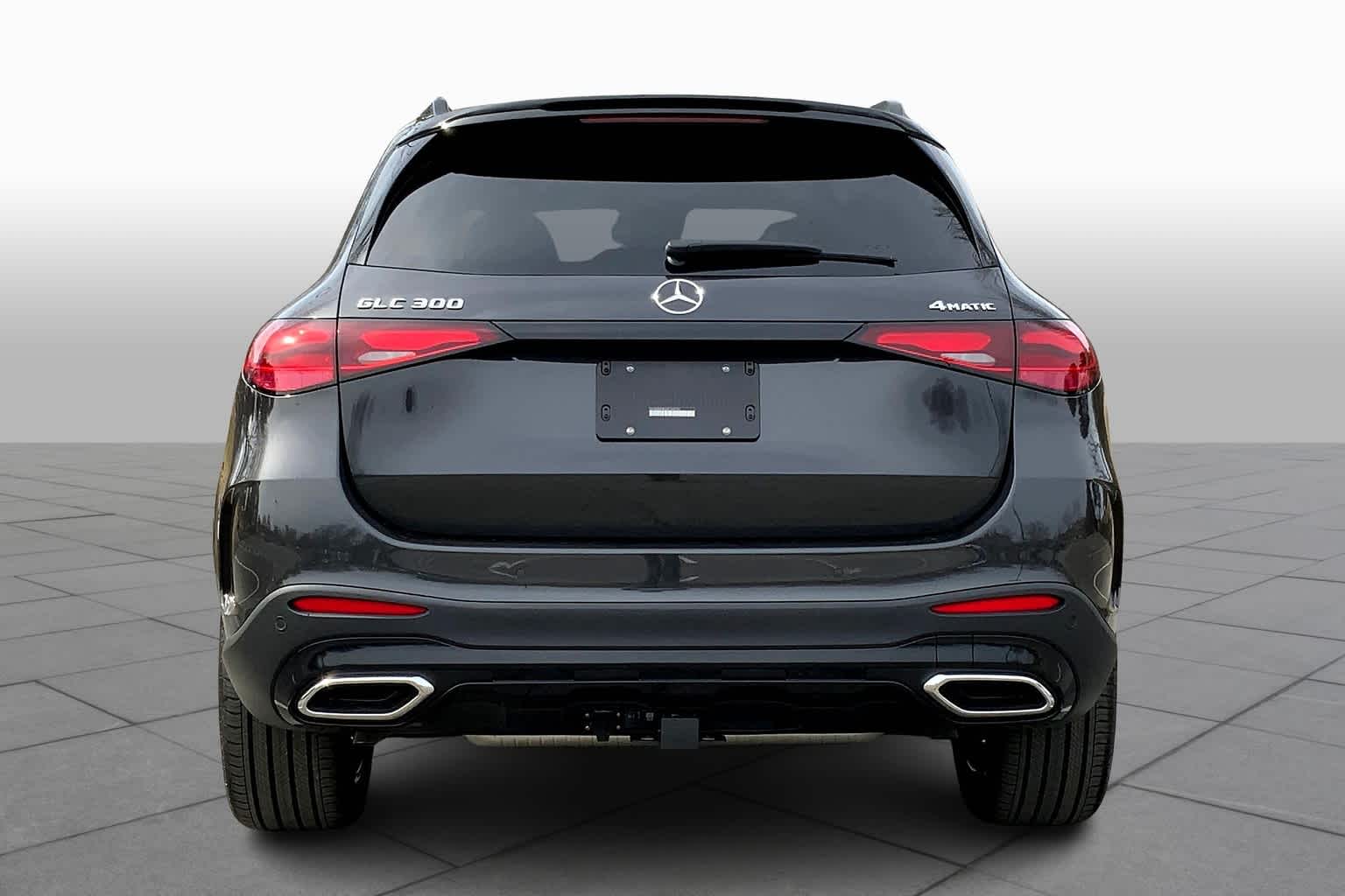2025 Mercedes Benz GLC 300 4MATIC photo 3