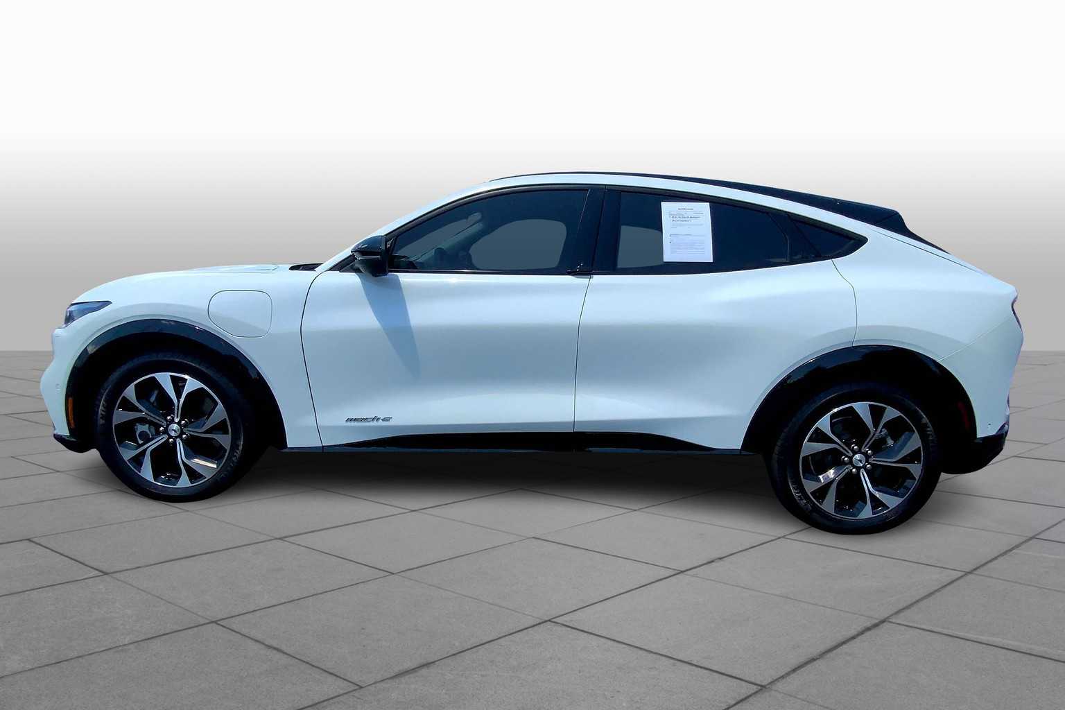 2023 Ford Mustang Mach-E Premium photo 26