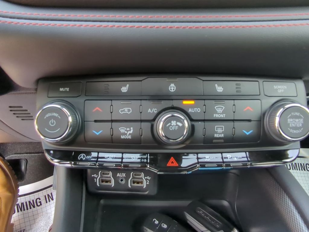 2025 Dodge Durango GT photo 11