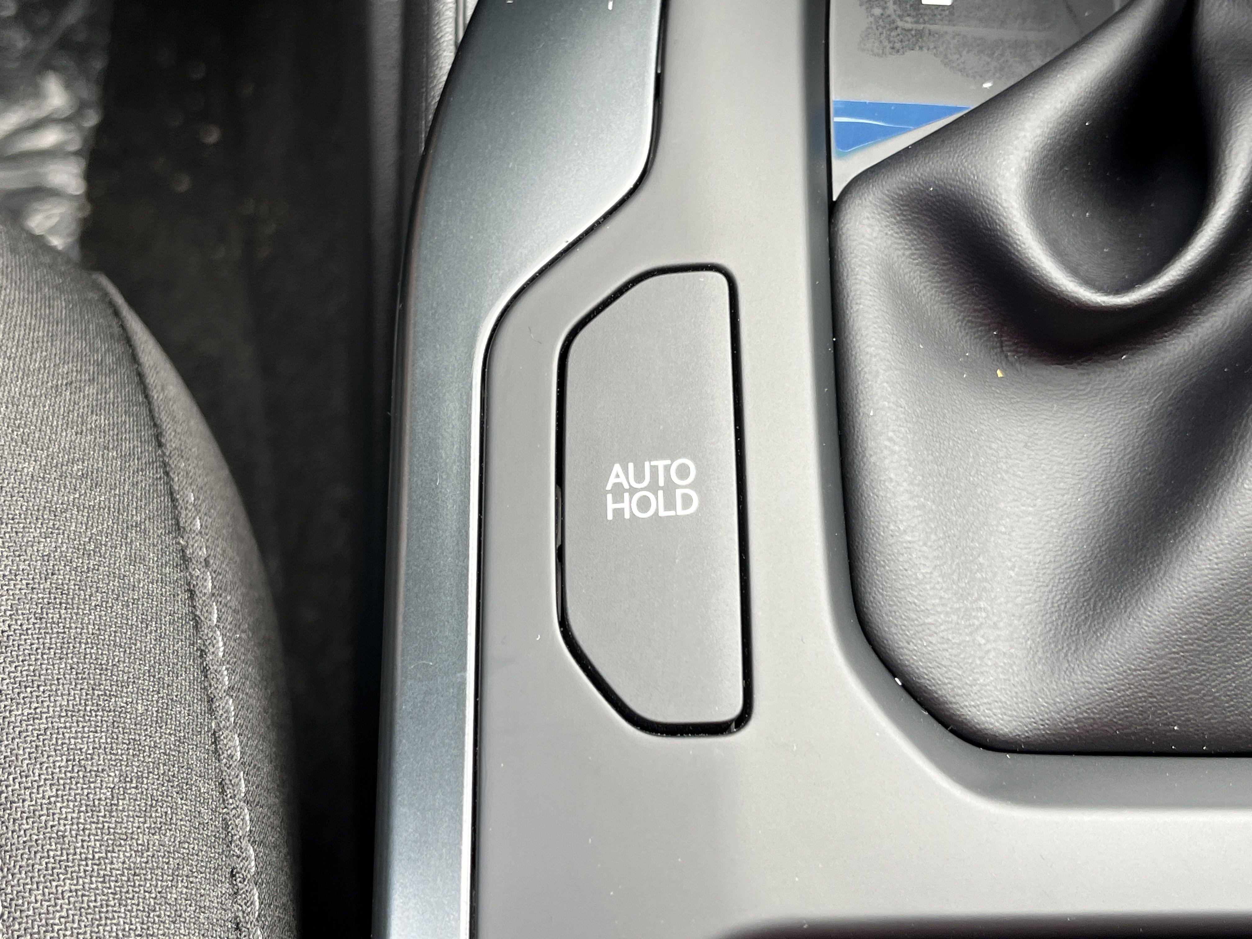 2025 Kia K4 LXS photo 6