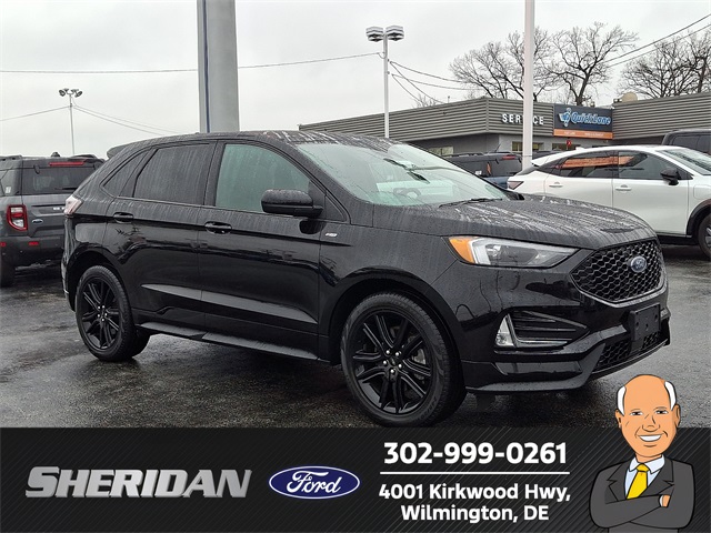 2023 Ford Edge ST-Line's photo