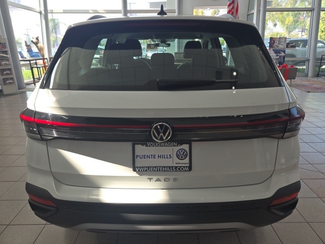 2025 Volkswagen Taos S photo 6