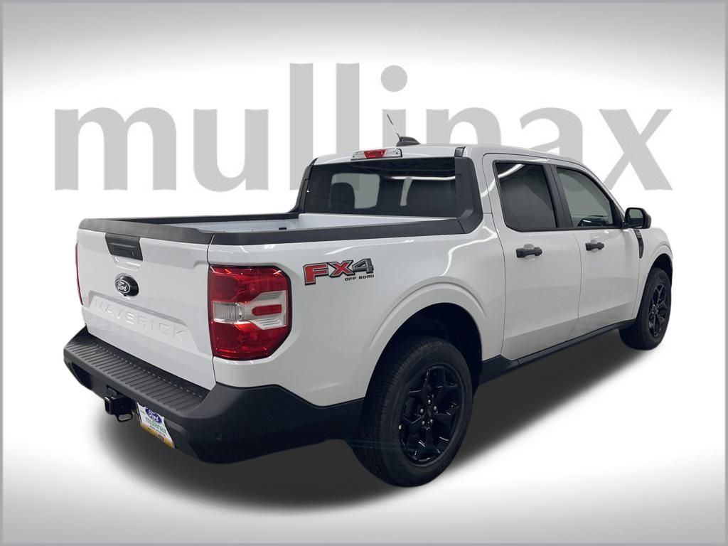 2025 Ford Maverick XLT photo 2