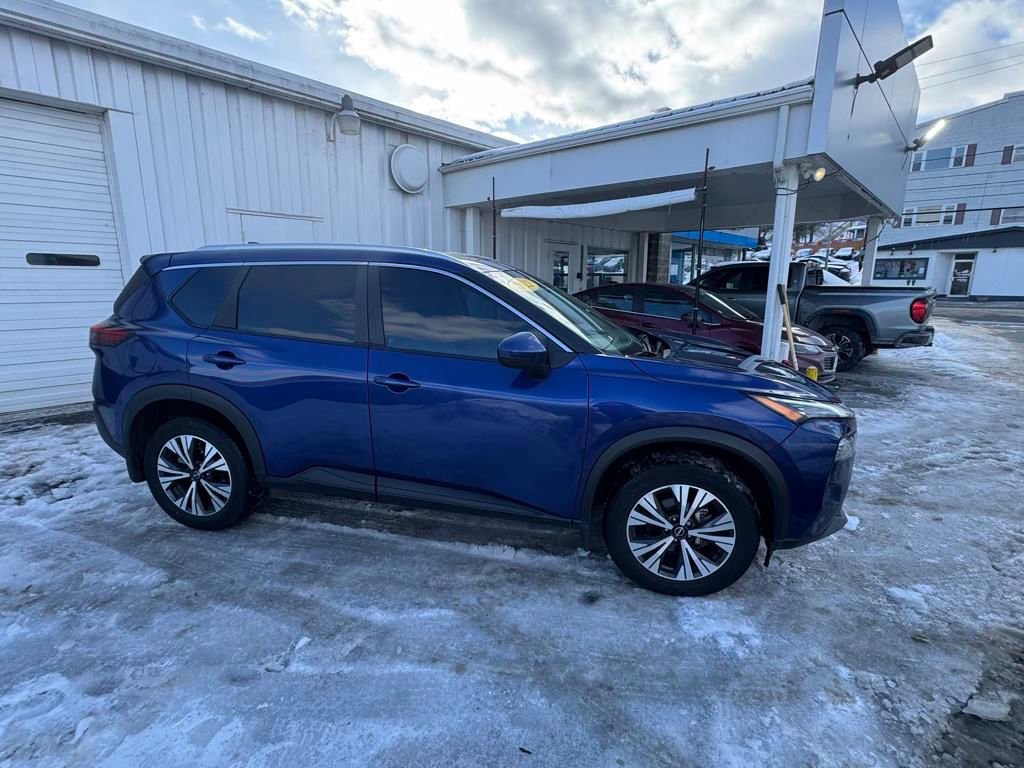 2022 Nissan Rogue SV AWD photo 3