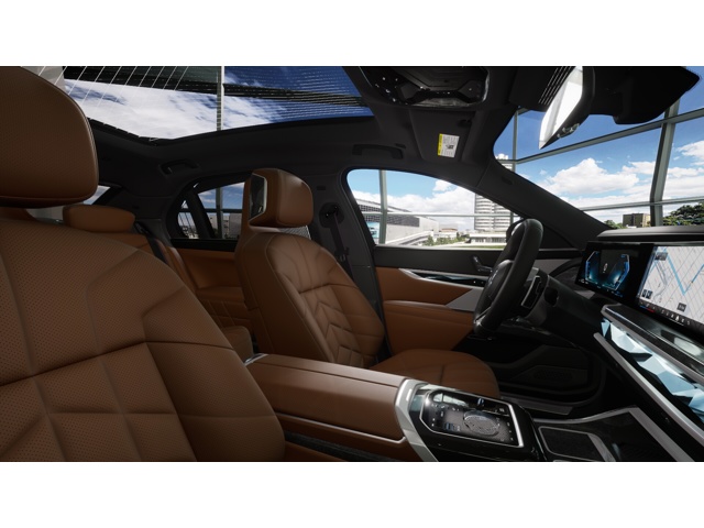 2026 Bmw 750e photo 9