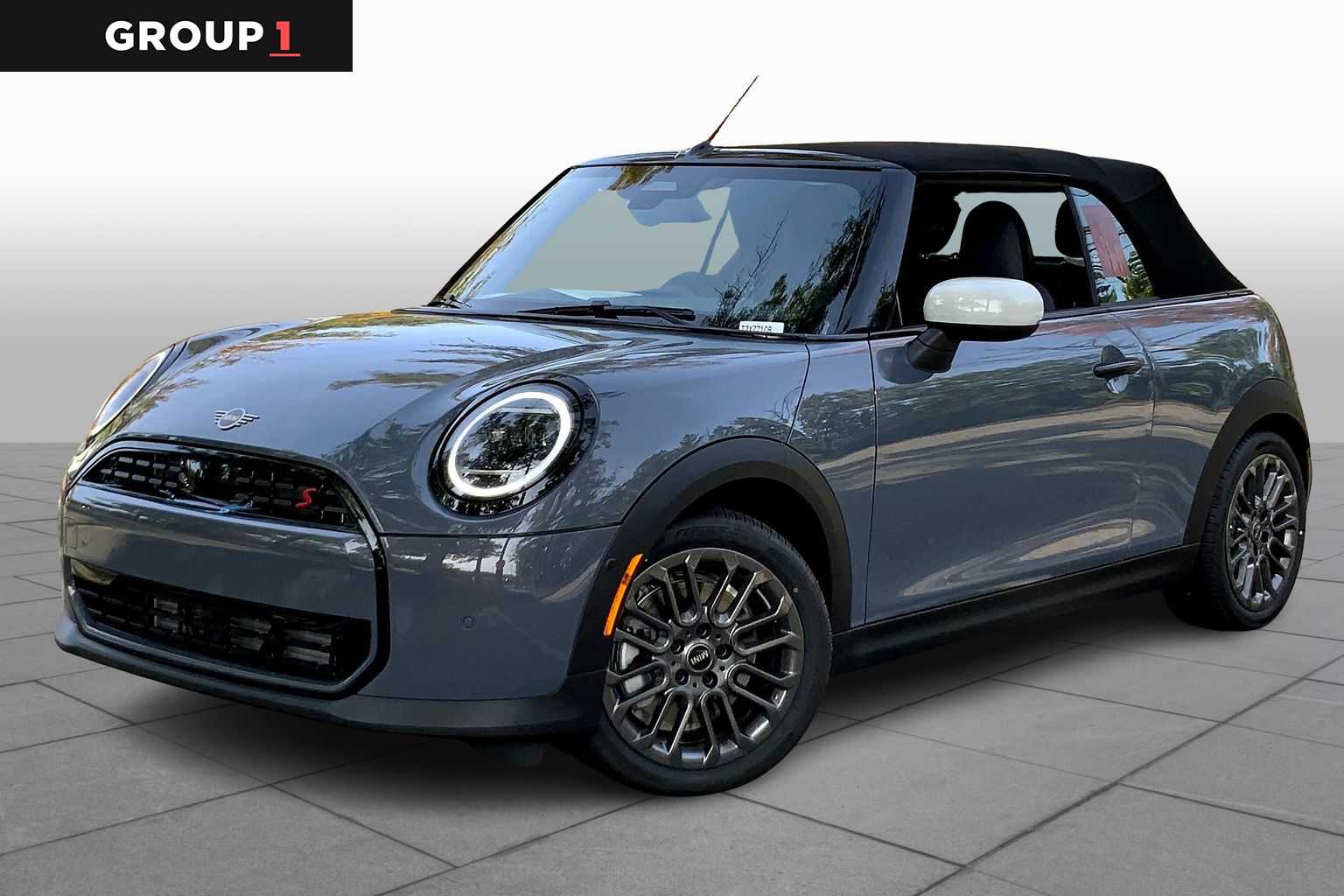 2026 MINI Convertible S's photo