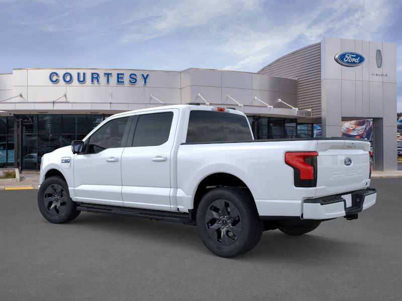 2025 Ford F-150 Lightning photo 3