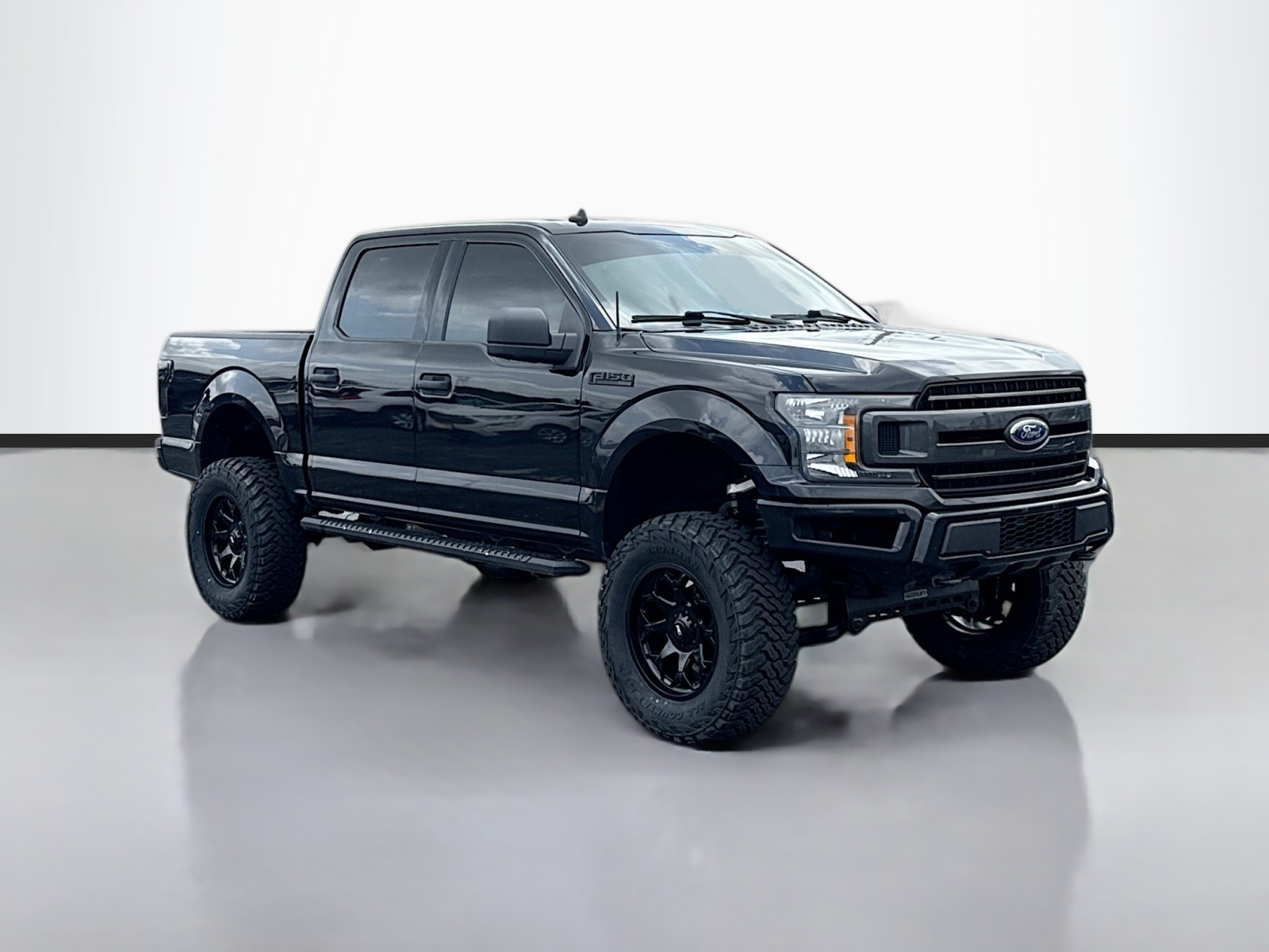 2020 Ford F-150 XLT photo 3