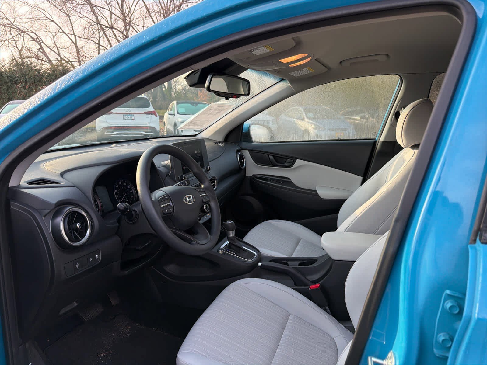 2023 Hyundai Kona SEL photo 4