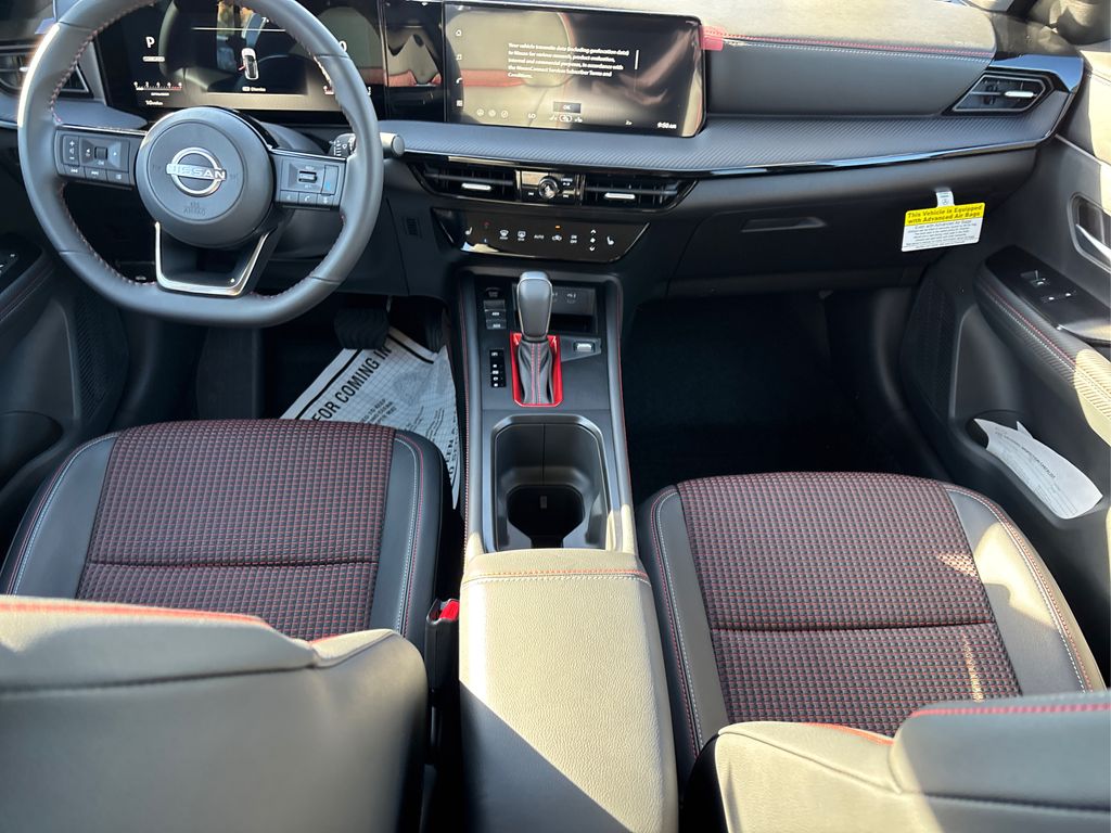 2026 Nissan Kicks SR photo 16