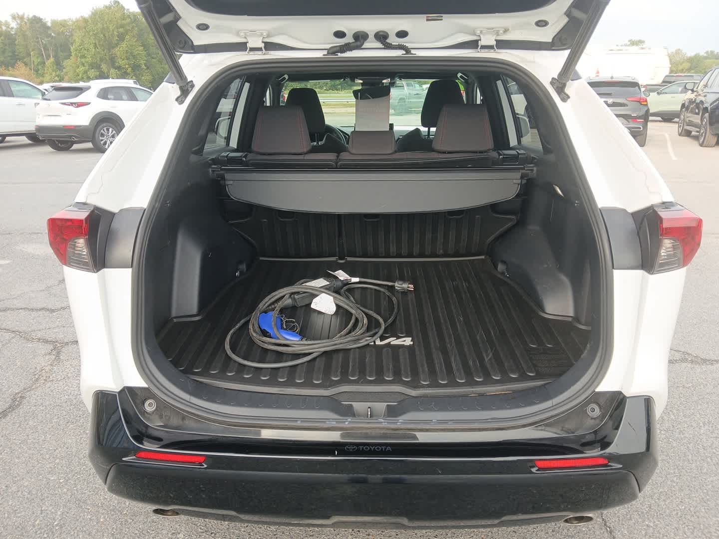 2022 Toyota RAV4 Prime SE photo 15