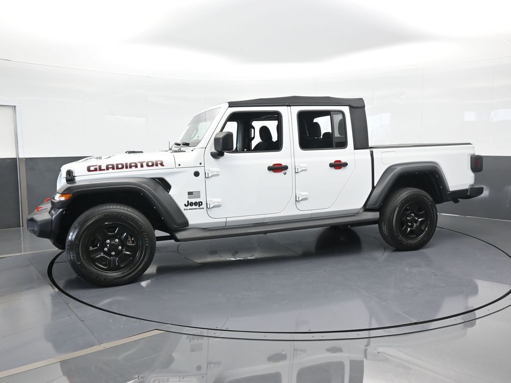 2022 Jeep Gladiator Sport photo 2