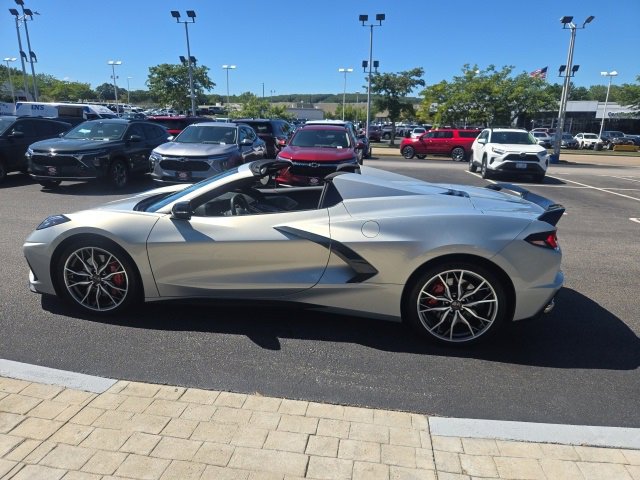 2024 Chevrolet Corvette Stingray 2LT photo 4