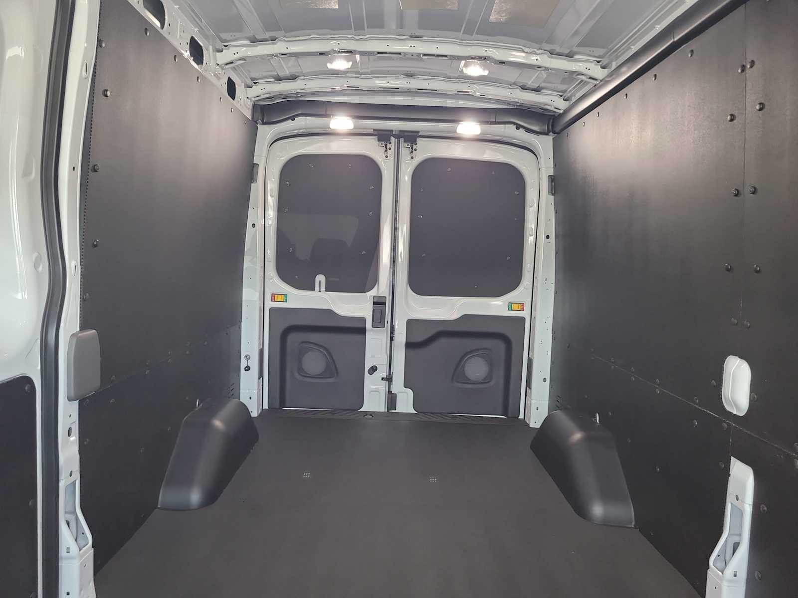 2025 Ford Transit Cargo Van photo 20