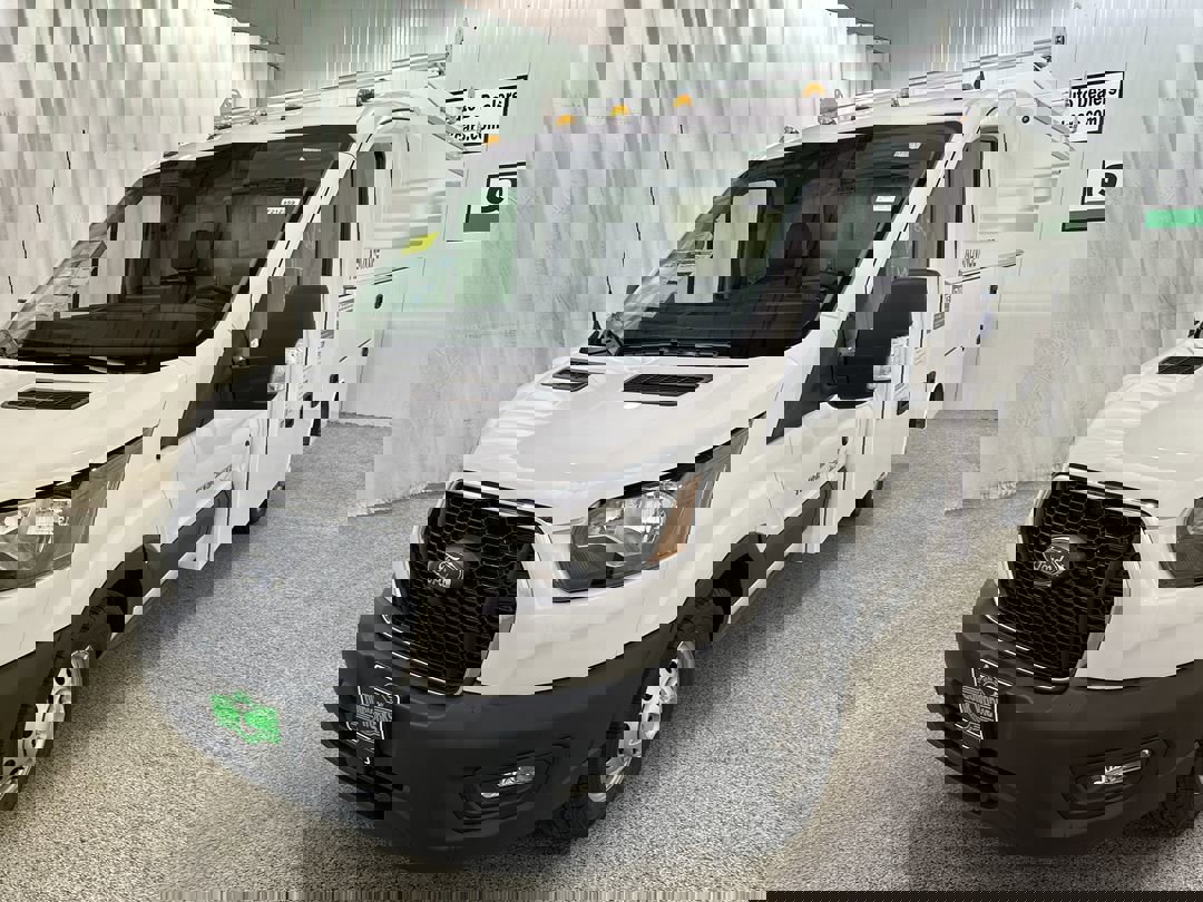 2024 Ford Transit Cutaway photo 4