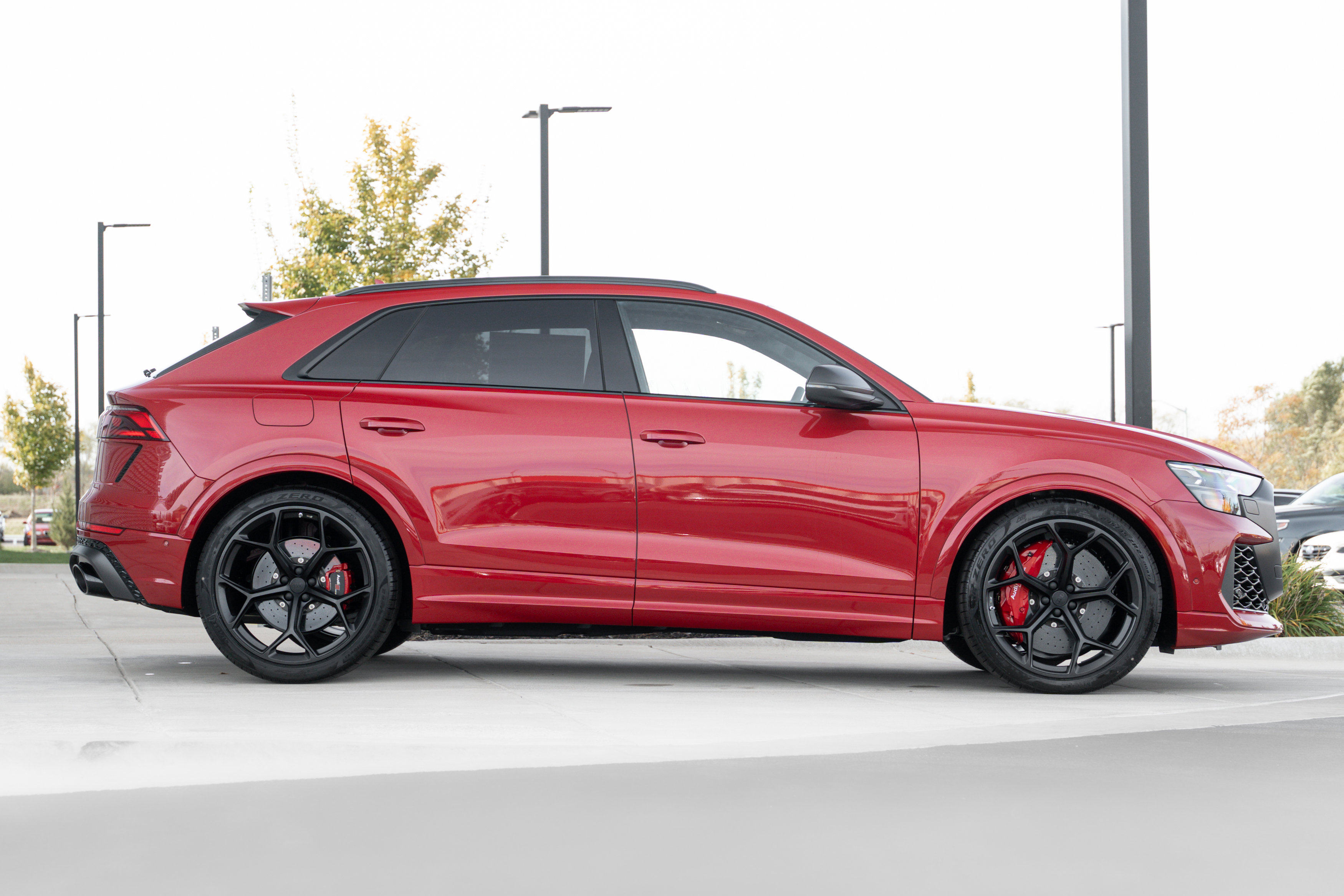 2026 Audi RS Q8 photo 3