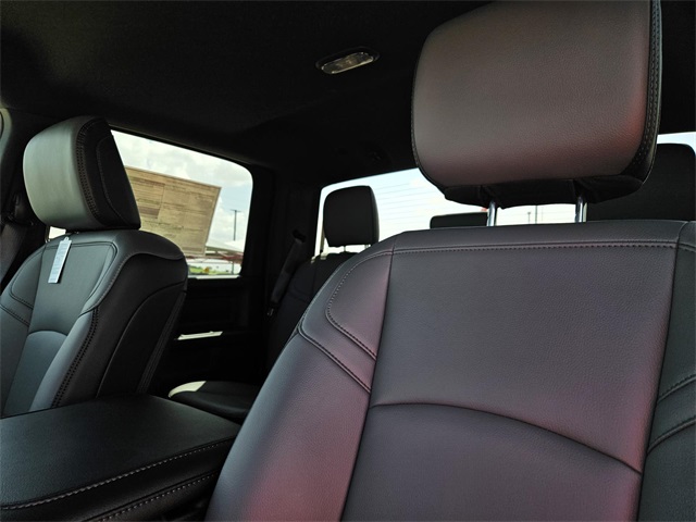 2025 Ram 2500 Tradesman photo 11