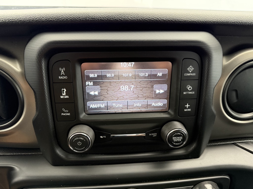2018 Jeep Wrangler Unlimited Sport S photo 42