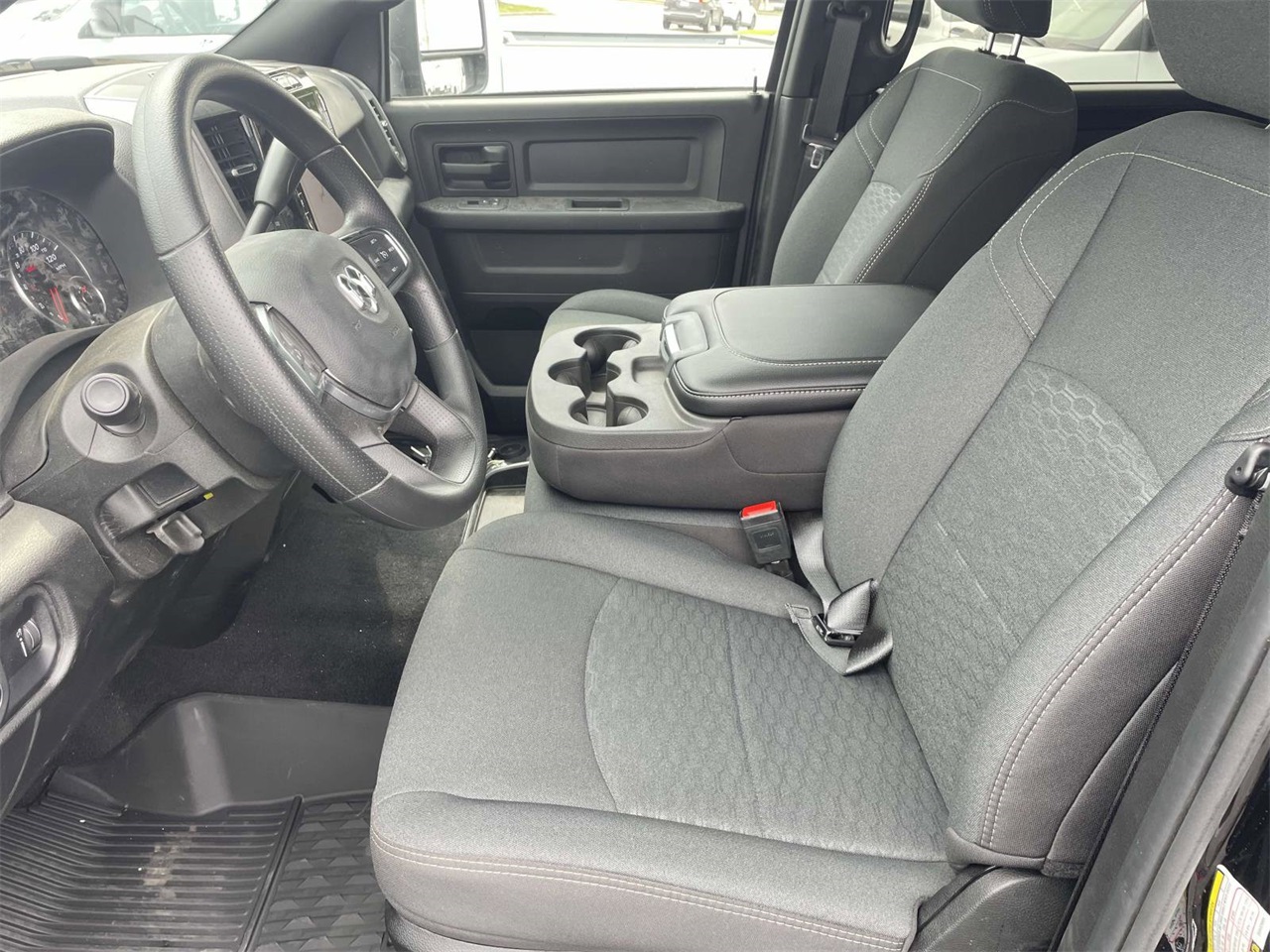 2025 Ram 2500 Tradesman photo 20
