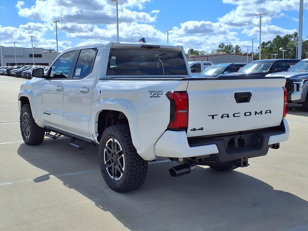 2025 Toyota Tacoma TRD Sport Double Cab photo 3