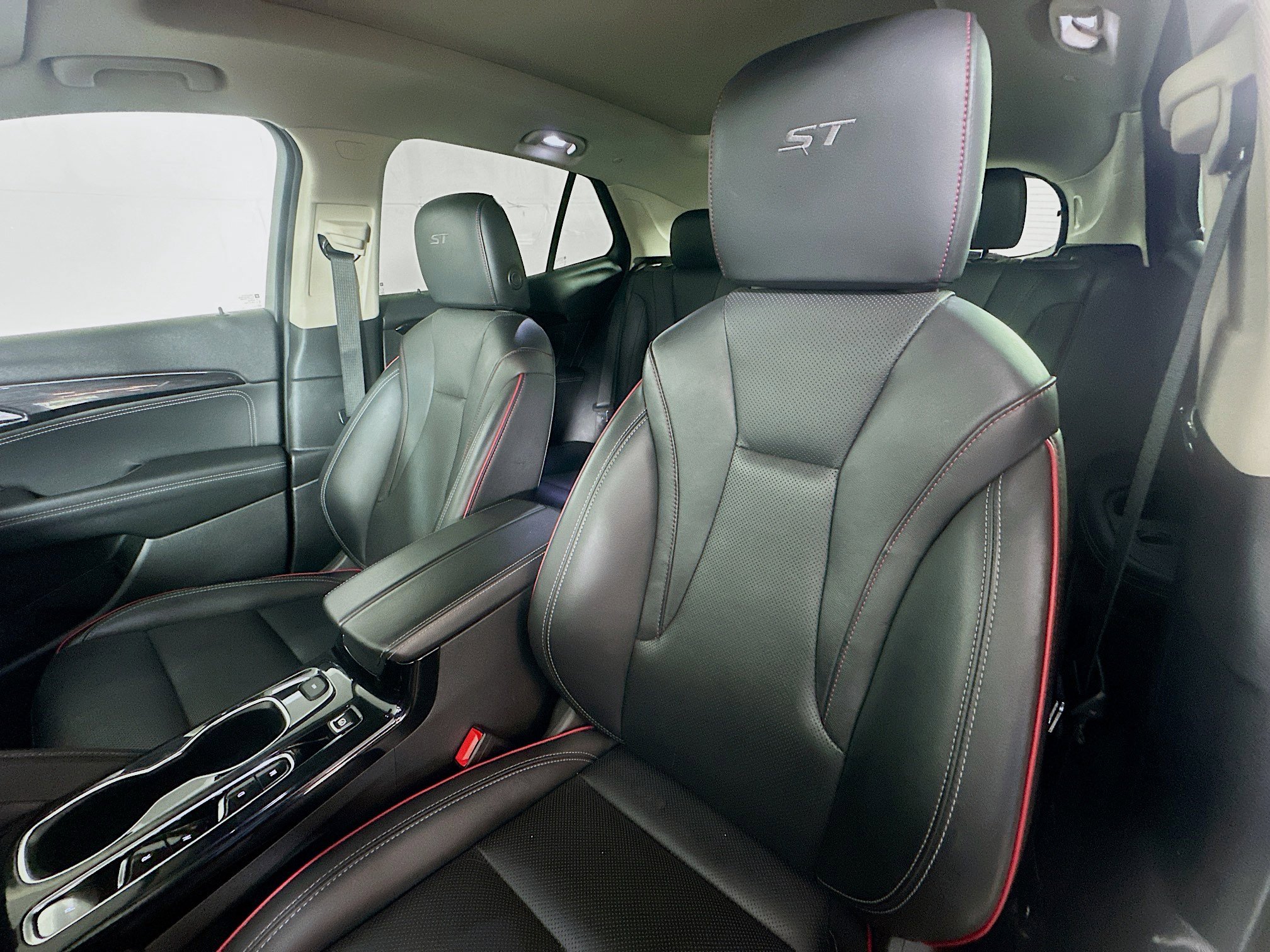2023 Buick Envision Essence photo 19