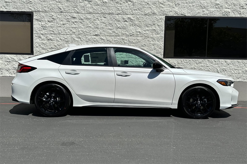 2025 Honda Civic Hatchback Hybrid Sport photo 3
