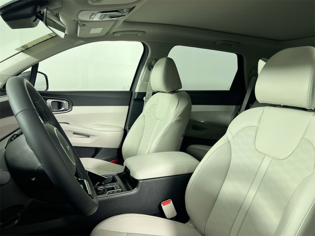 2025 Kia Sorento EX photo 11