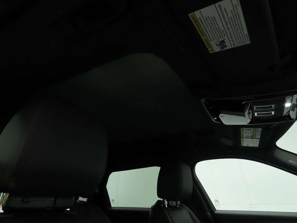 2026 Land Rover Range Rover Velar SE photo 17