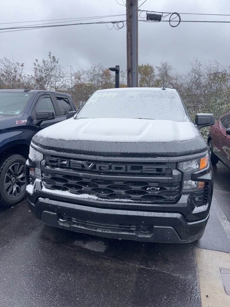 2024 Chevrolet Silverado 1500 Custom's photo