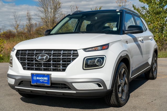Used 2022 Hyundai Venue Limited with VIN KMHRC8A32NU169843 for sale in Seneca Falls, NY
