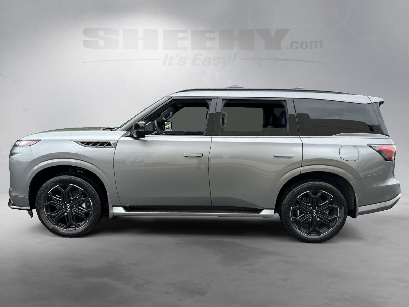 2026 Infiniti QX80 Sensory photo 4