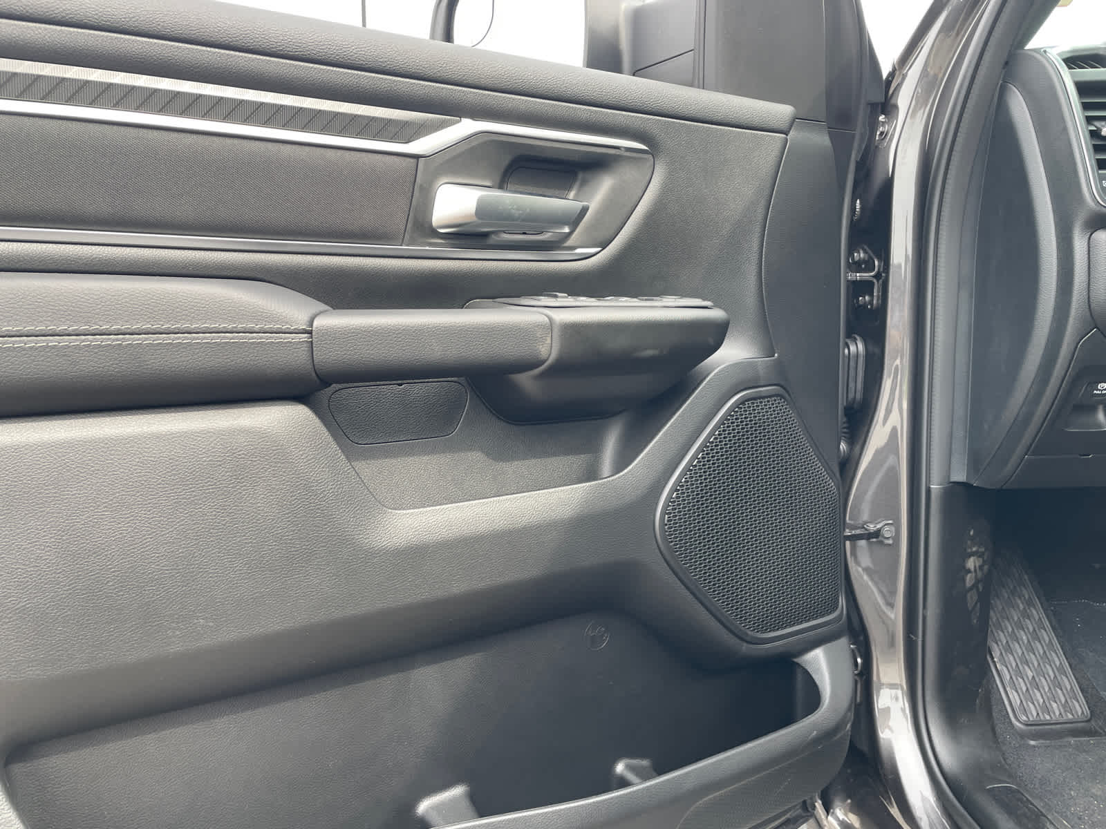 2025 Ram 1500 Big Horn photo 18