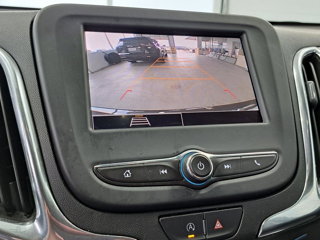 2022 Chevrolet Equinox LT photo 17