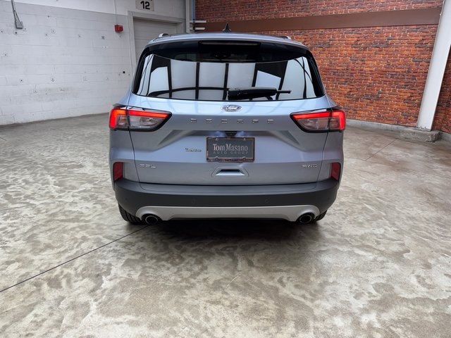 2022 Ford Escape SEL photo 4