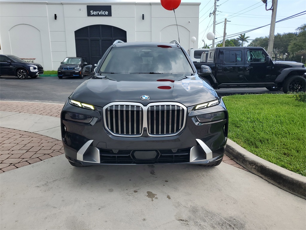 2023 Bmw X7 xDrive40i photo 2