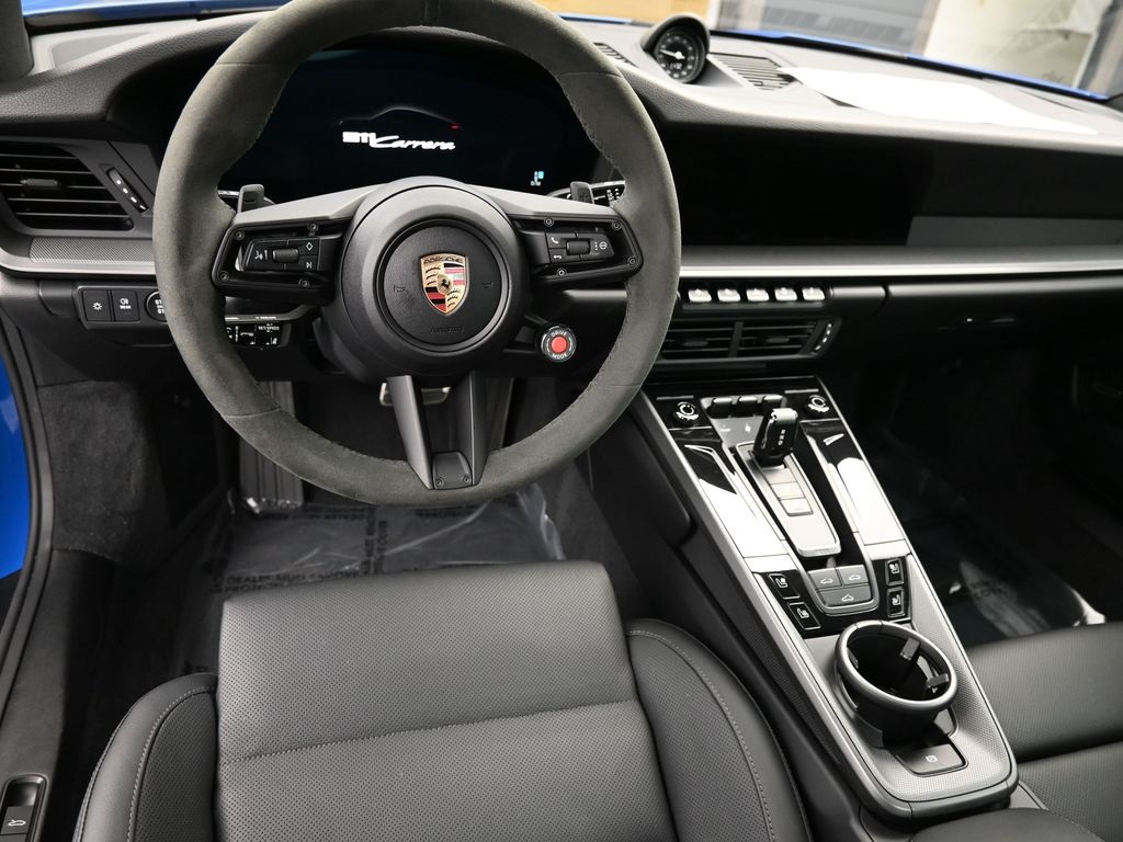 2025 Porsche 911 photo 5