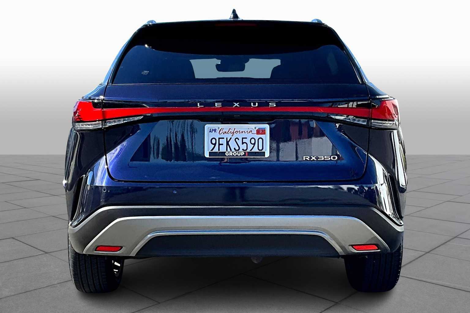 2023 Lexus RX Premium photo 4
